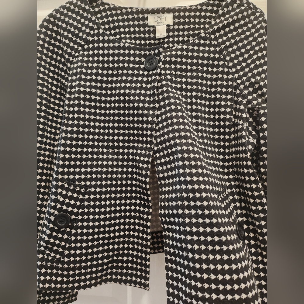 Jacket - Picture 4 of 5